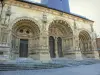 Église de Vouziers - Façade Renaissance de l'église Saint-Maurille