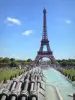 Eiffelturm - Trocadéro-Wasserstrahlen und der Eiffelturm