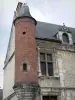 Etampes的 - Anne de Pisseleu酒店的Corbelled炮塔和直windows窗