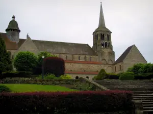 Évaux-les-Bains - Saint-Pierre-et-Saint-Paul church of Romanesque style, raised garden and stair, in the Pays de Combraille area