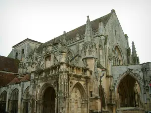 Falaise - Église de la Trinité