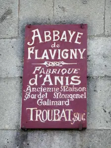 Flavigny-sur-Ozerain - Platte der Anisfabrik der Abtei von Flavigny