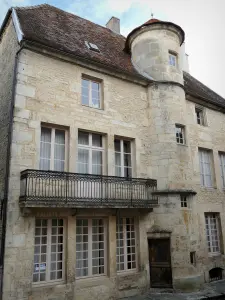 Flavigny-sur-Ozerain - Turmhaus