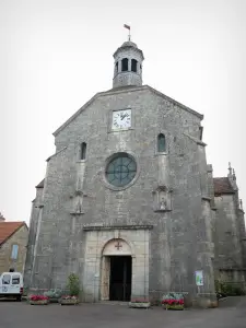 Flavigny-sur-Ozerain - Kirche Saint-Genest im gotischen Stil