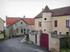Flavigny-sur-Ozerain - Casa torretta
