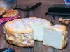 Le fromage de la Pierre-qui-Vire - Guide gastronomie, vacances & week-end dans l'Yonne