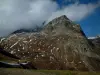 Glandon Pass - Alp, montanha e céu nublado