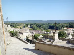 Grignan - Vista delle case del villaggio