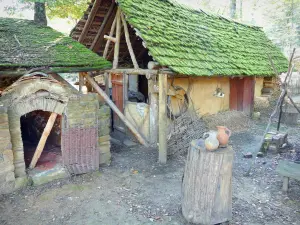 Guédelon, middeleeuws kasteel in aanbouw - Pottenbakkerij