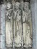 Iglesia de Saint-Loup-de-Naud - Estatuas (escultura) de la puerta de la iglesia románica de Saint-Loup