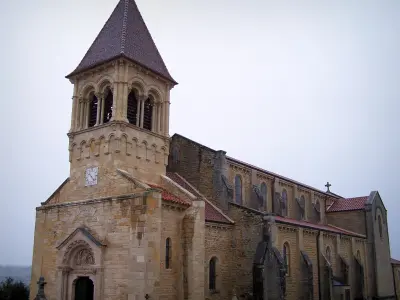 Igreja de Saint-Julien-de-Jonzy