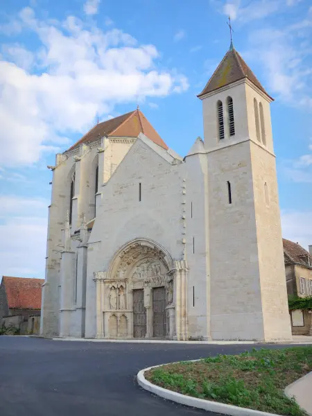 A igreja de Saint-Thibault - Guia de Turismo, férias & final de semana na Côte-d'Or