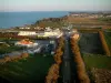 Île d'Oléron - Sommet du phare de Chassiron, vue sur l'île et la mer (océan Atlantique)