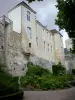 Issoudun - Ramparts and facade of the Town House