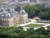 Jardin du Luxembourg - Vue sur le palais du Luxembourg et ses jardins depuis le sommet de la tour Montparnasse