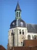 Joigny - Klokkentoren van de kerk Saint-Jean