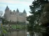 Josselin - Château, rivière (l'Oust) et arbres