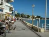 Juan-les-Pins - Terrasse d'un café face à la mer