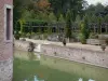 Kasteel van Chamerolles - Tour de slotgracht en de tuin Renaissance in Chilleurs-aux-Bois