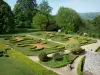 Kasteel van Virieu - Uitzicht op de arabesken van de Franse tuin