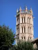 Kathedraal van Pamiers - Toulouse-stijl achthoekige klokkentoren van de kathedraal van St. Antonin
