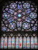Kathedraal van Sées - In de gotische Notre-Dame: roze en glas in lood (ramen)