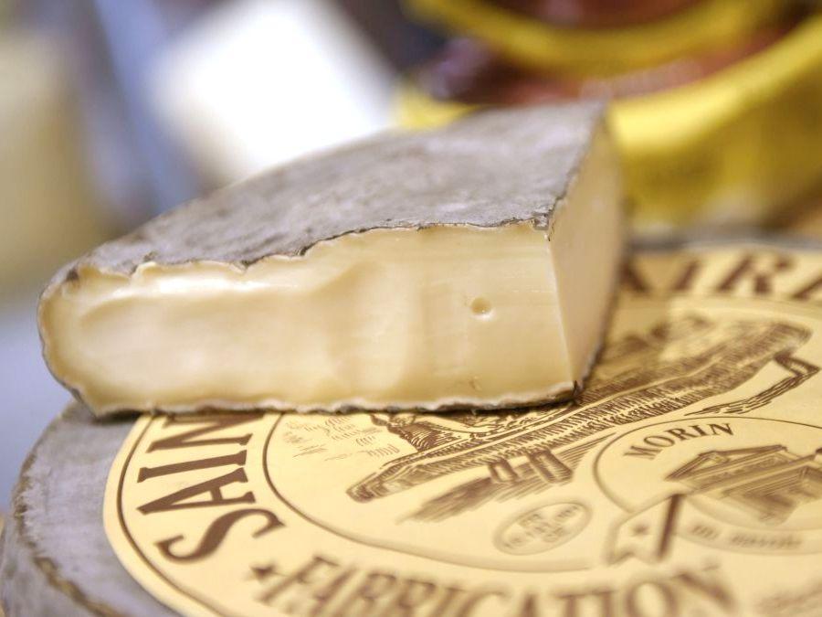 французский сыр. сыр сен. сен-нектер (сыр). марселен бетло. сыр сен.
