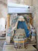 Kerk van Til-Châtel - Binnen in de kerk Saint-Florent: reliekschrijn van Saint Honoré in geverfd hout