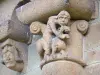 Kerk van Ydes-Bourg - Kapitaal vertegenwoordiger Samson doden van de leeuw en Modillon gesneden bed