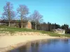 Lac de Devesset - Plage de sable du lac de Devesset