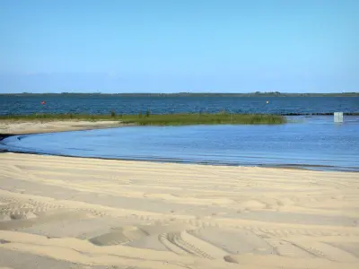 Lago de Hourtin-Carcans