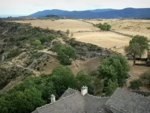 Landschaften der Lozère - Nationalpark der Cevennen: Blick vom Gipfel des Wachturms La Garde-Guérin (Gemeinde Prévenchères) aus