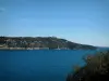 Landschappen van de kust van de Côte d'Azur - Uitzicht op Cap Ferrat en de zee