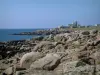 Landtong van Trévignon - Rocks en tip Trevignon en een oud fort en de zee (oceaan)
