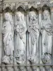 Laon - Cathédrale Notre-Dame de style gothique : sculptures du portail central de la façade ouest