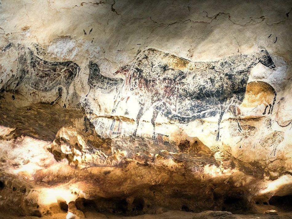 Photos The Lascaux Caves Tourism & Holiday Guide
