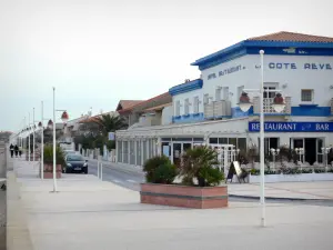 Leucate - Leucate Plage: Strandpromenade des Badeortes (Seebad)