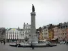 Lille - Grand'Place (place du Général de Gaulle), colonne de la Déesse, fontaine et maisons