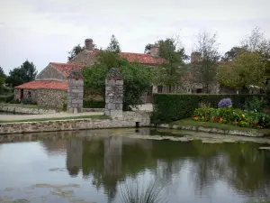 Logis de la  Chabotterie - Lichaam van water en gemeenschappelijke