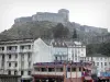 Lourdes - Castle (fort) met uitzicht op de stad gebouwen