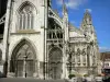 Louviers - Façade ouest de l'église Notre-Dame de style gothique