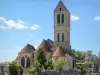 Luzarches - Колокольня и прикроватная тумбочка церкви Сен-Комо и Сен-Дамьен