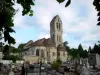 Luzarches - Колокольня и прикроватная тумбочка церкви Сен-Комо и Сен-Дамьен, а также кладбище