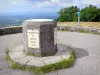 Maciço dos Monédières - Parque Natural Regional de Millevaches em Limousin: panorama da mesa de orientação de Monédières a Suc Mai