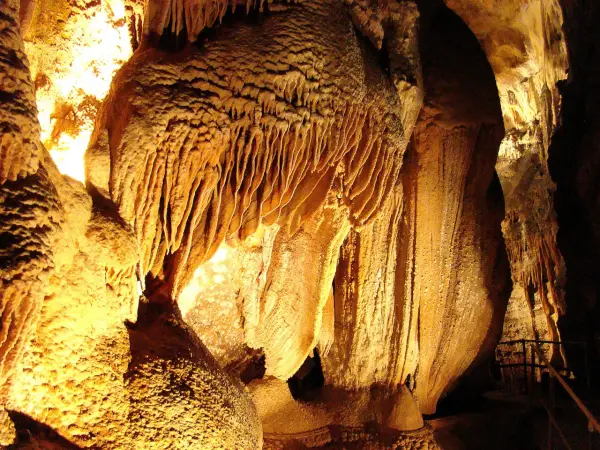 Cave de la Madeleine