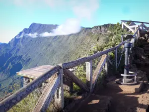 Maïdo belvedere - Balcony on the Mafate cirque