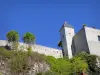 Mailly-le-Château - Mailly kasteel en zijn middeleeuwse wallen