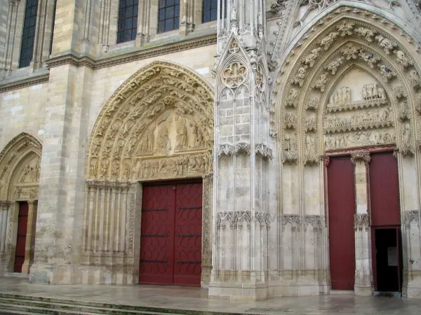 The Mantes-la-Jolie collegiate church - Tourism, holidays & weekends guide in the Yvelines
