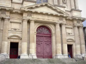 O Marais - Fachada da igreja de Saint-Gervais-Saint-Protais