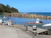 O Marigot - Porto de pesca e seus barcos atracados